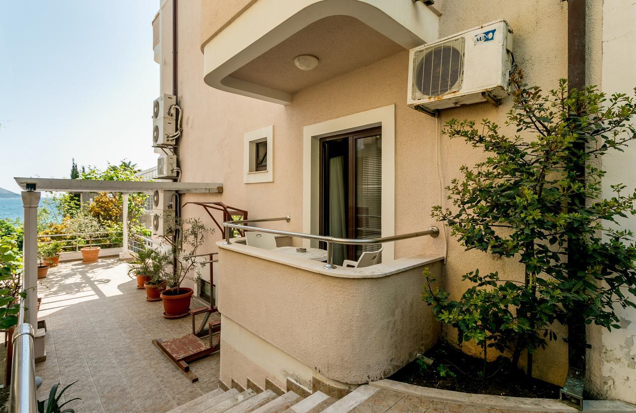 Apartments Maslina Herceg Novi Exterior foto