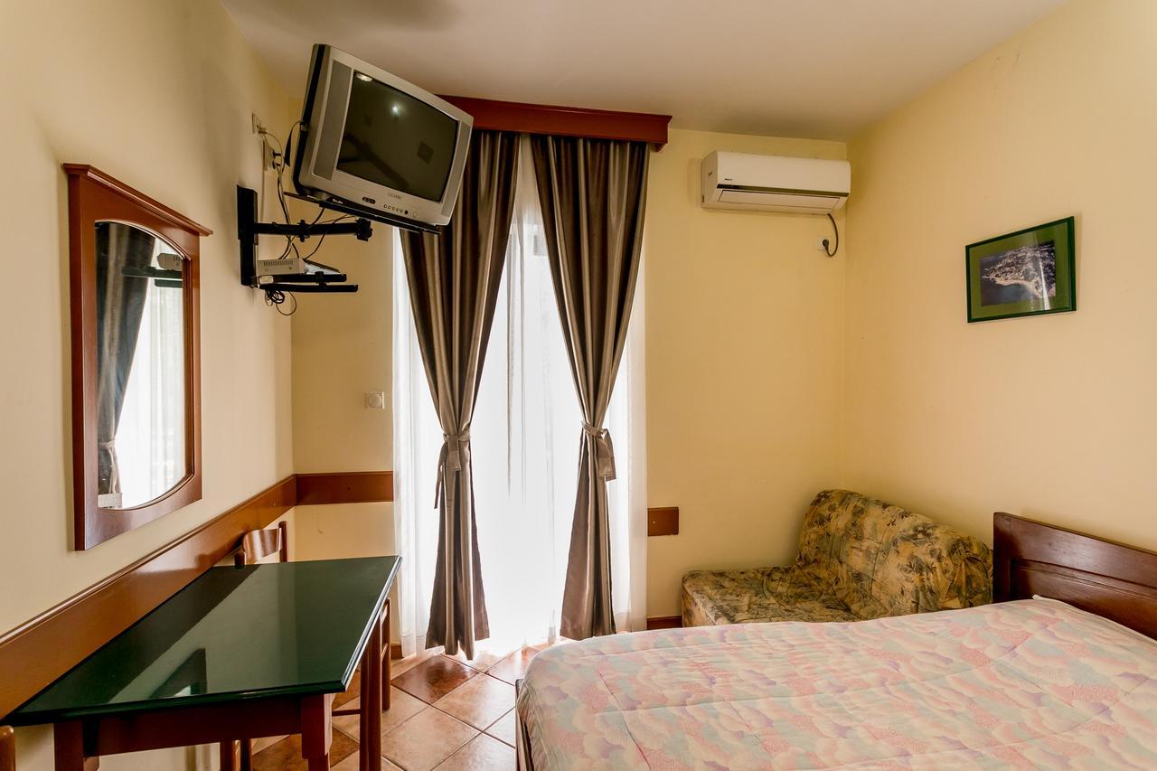 Apartments Maslina Herceg Novi Exterior foto