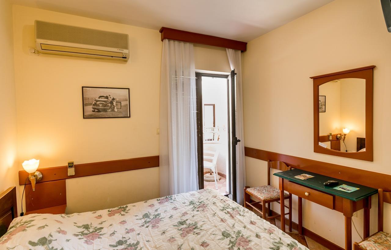 Apartments Maslina Herceg Novi Exterior foto