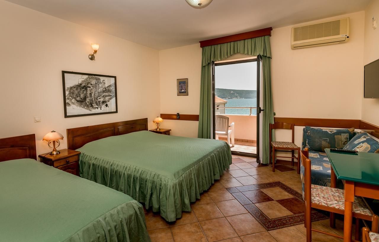 Apartments Maslina Herceg Novi Exterior foto
