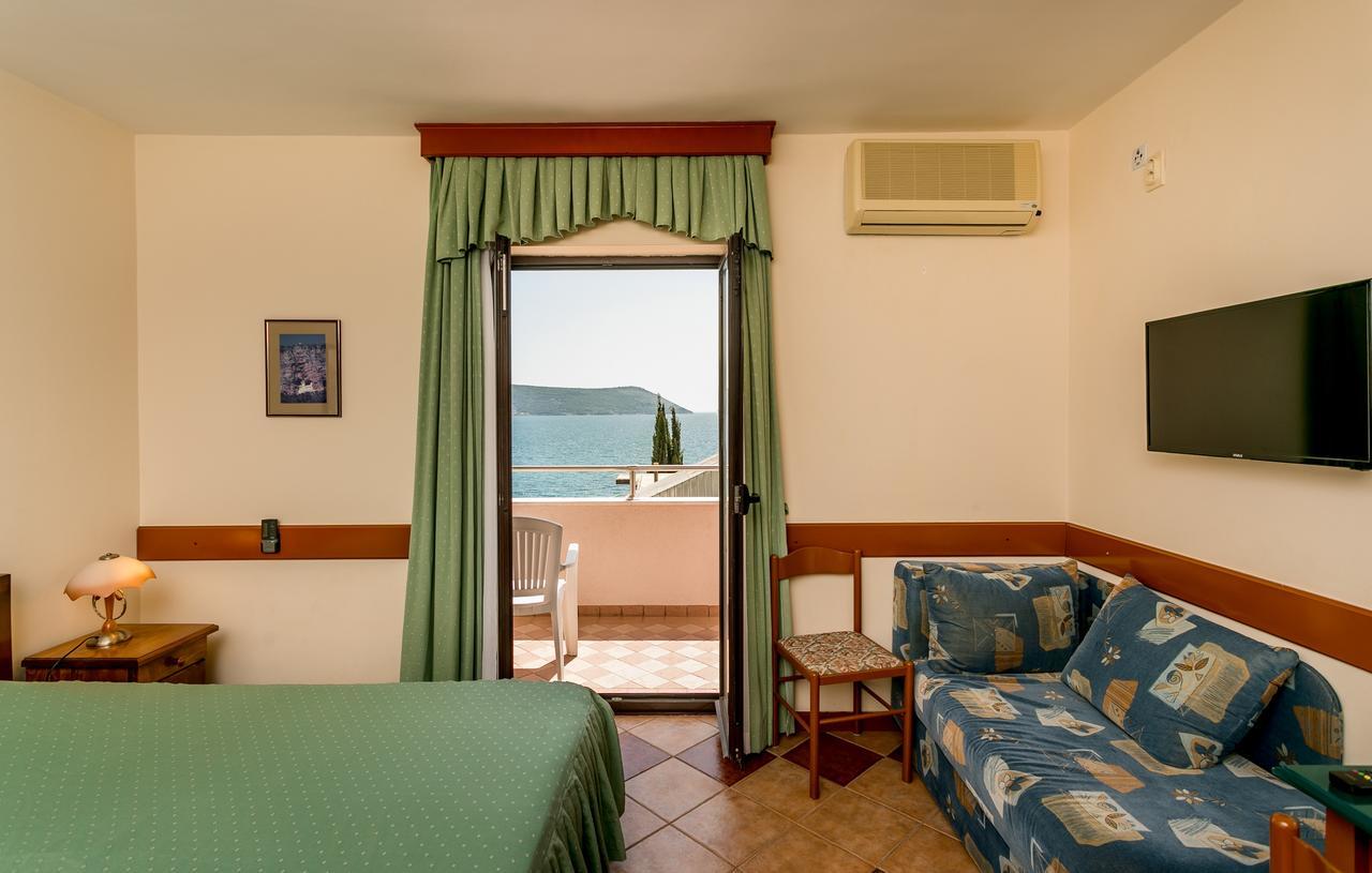 Apartments Maslina Herceg Novi Exterior foto