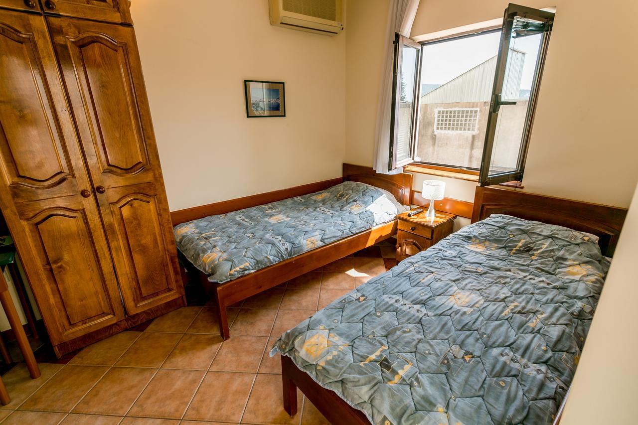 Apartments Maslina Herceg Novi Exterior foto